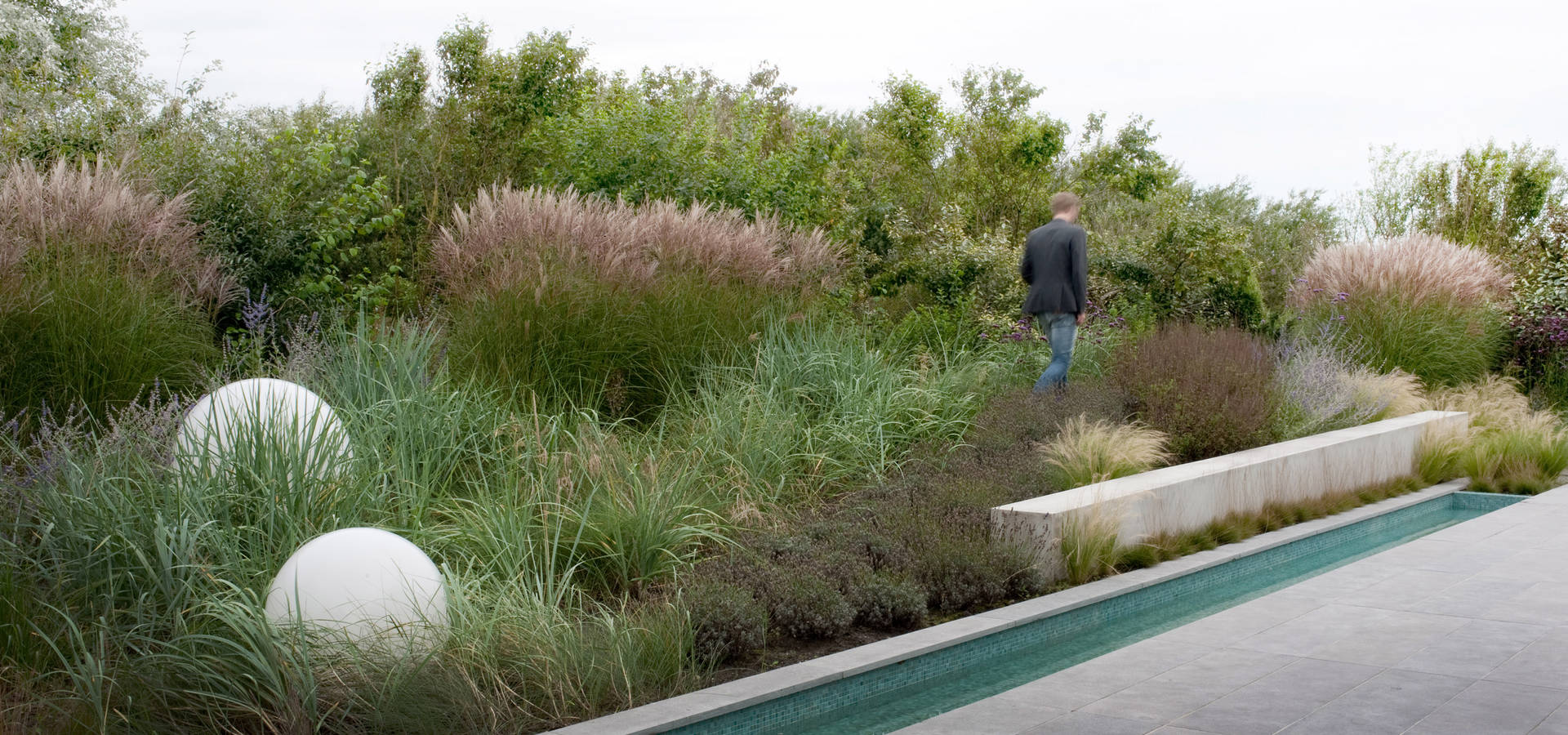 Andredw van Egmond  |  designing garden and landscape