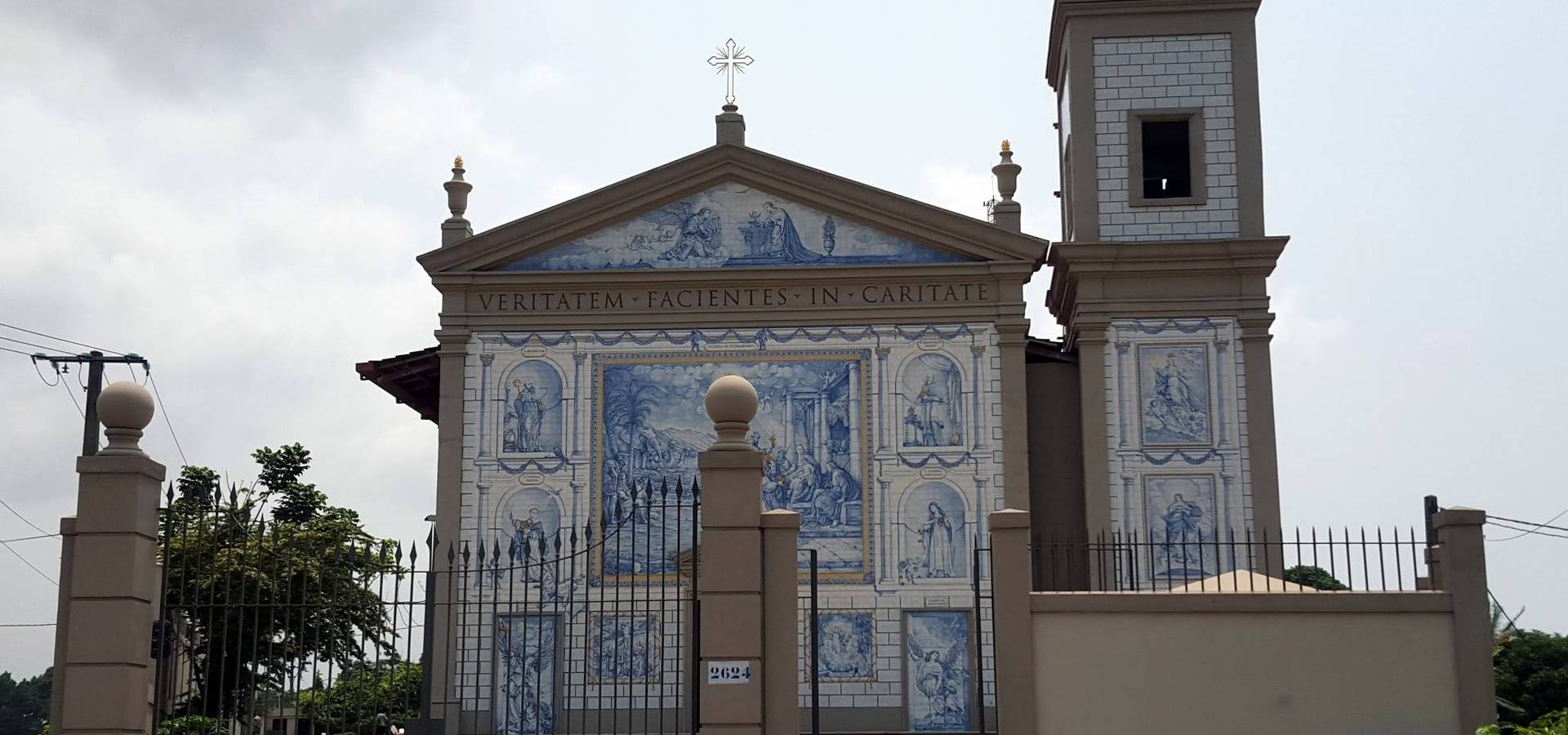 Leiveira-Azulejos de Azeitão,Lda