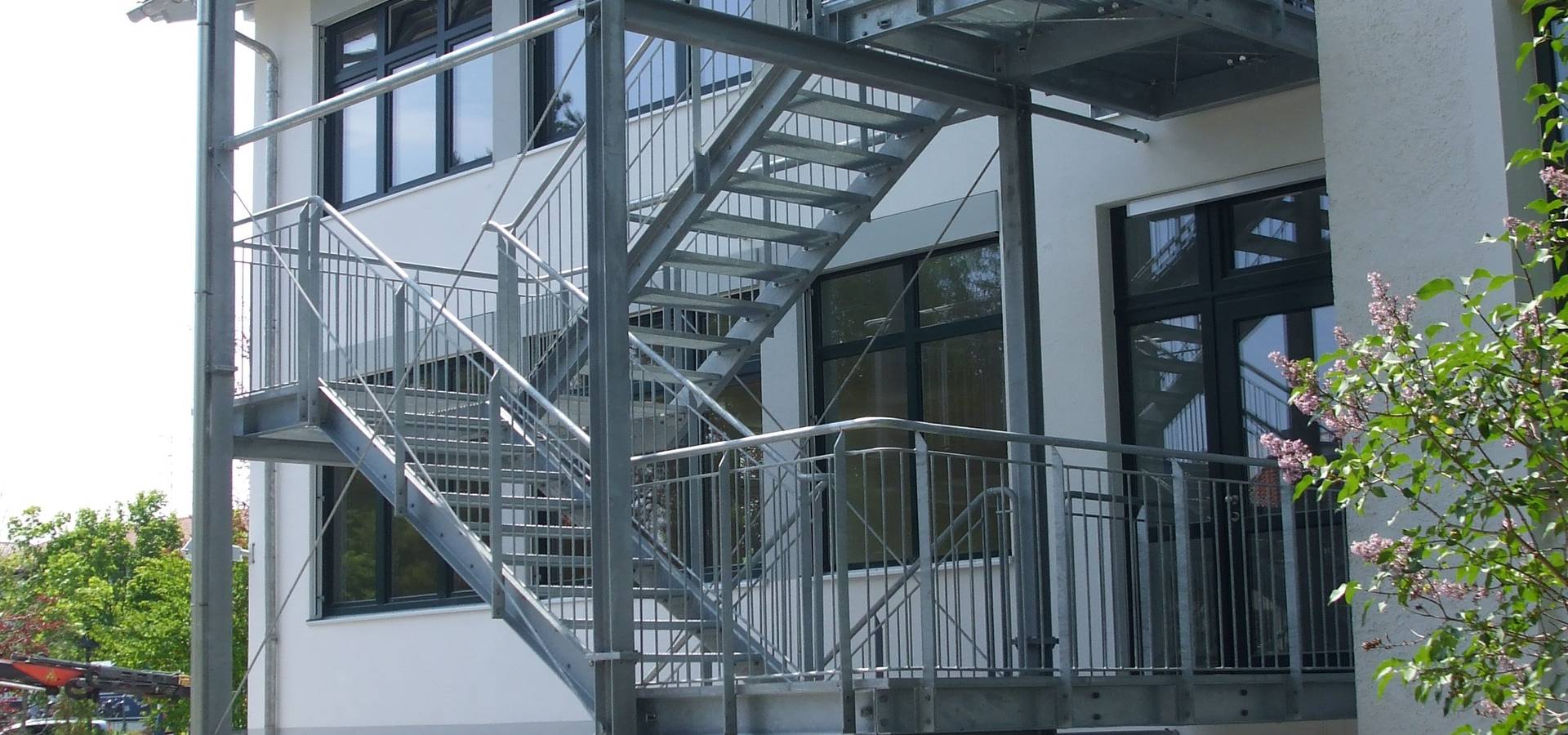 GTM Gitterroste + Treppen GmbH