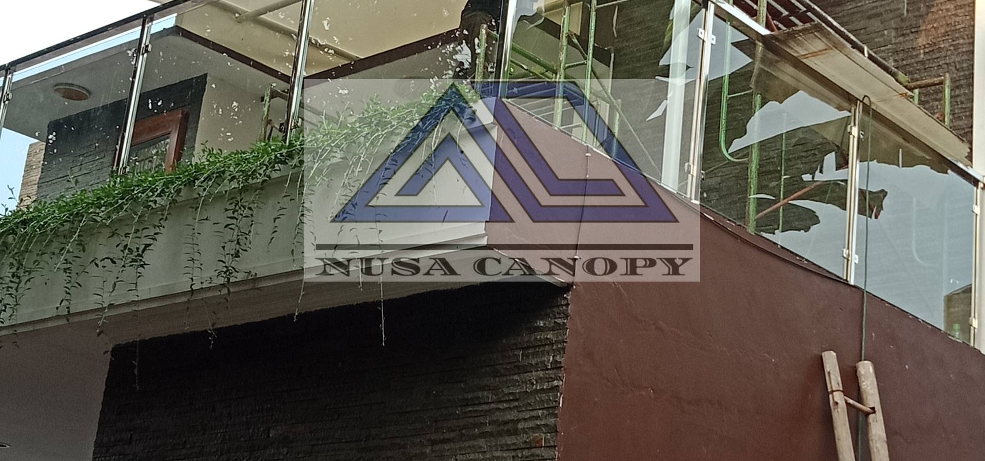 NUSA CANOPY