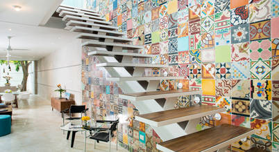 moderner Flur, Diele & Treppenhaus von HPONCE ARQUITECTOS