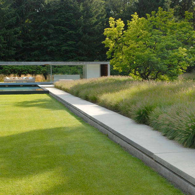minimalistic Garden by Andrew van Egmond (ontwerp van tuin en landschap)