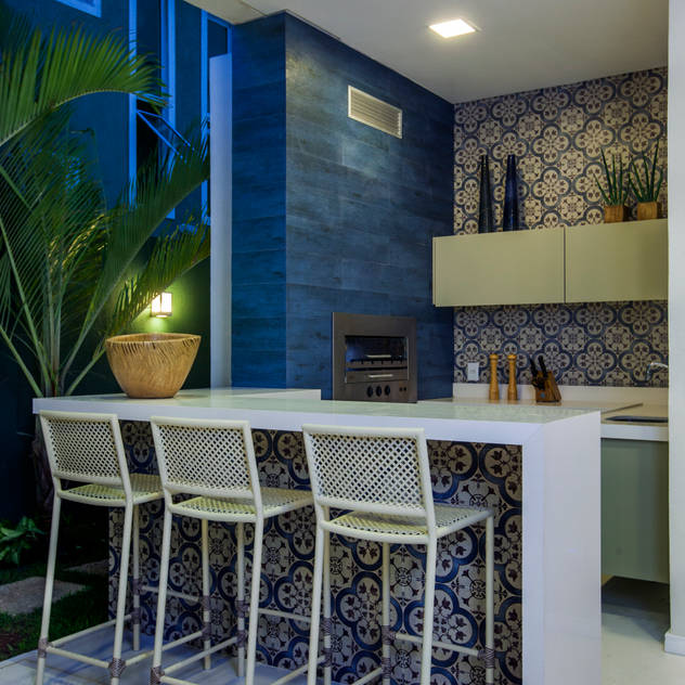 translation missing: en.style.terrace.modern Terrace by Eveline Sampaio Arquitetura e Interiores