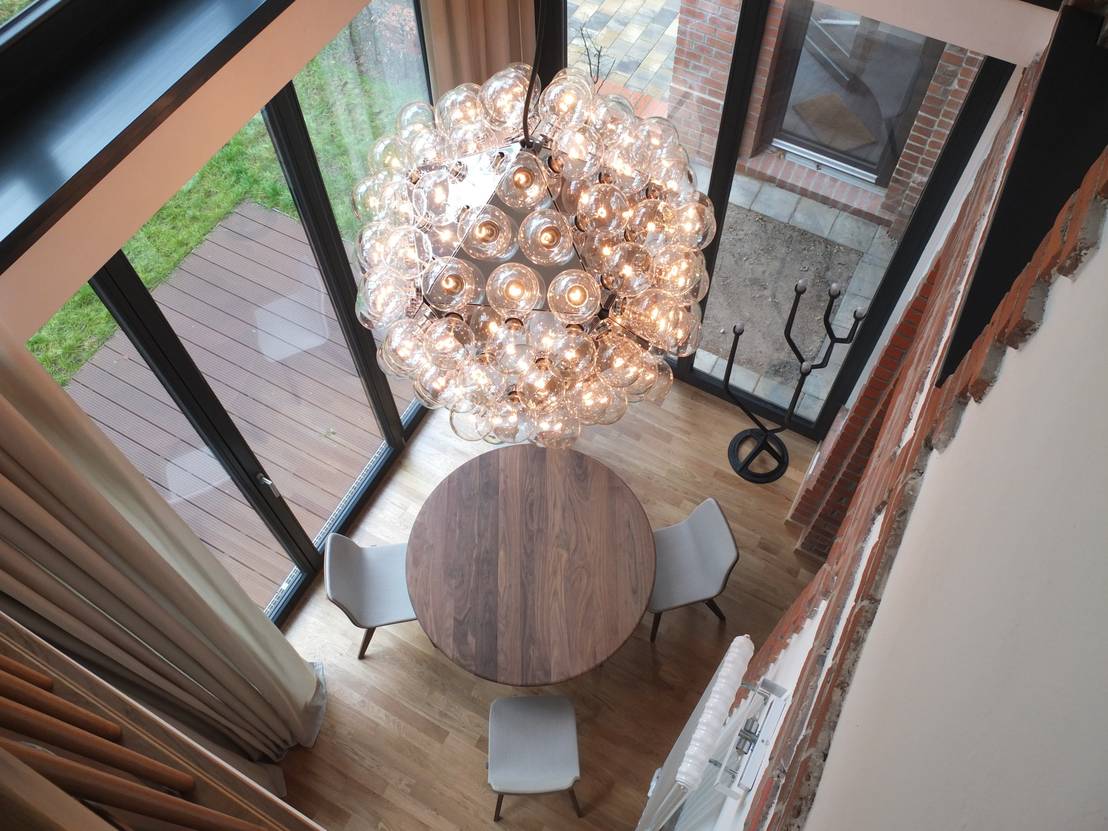 So findest du die richtige Lampe fürs Wohnzimmer