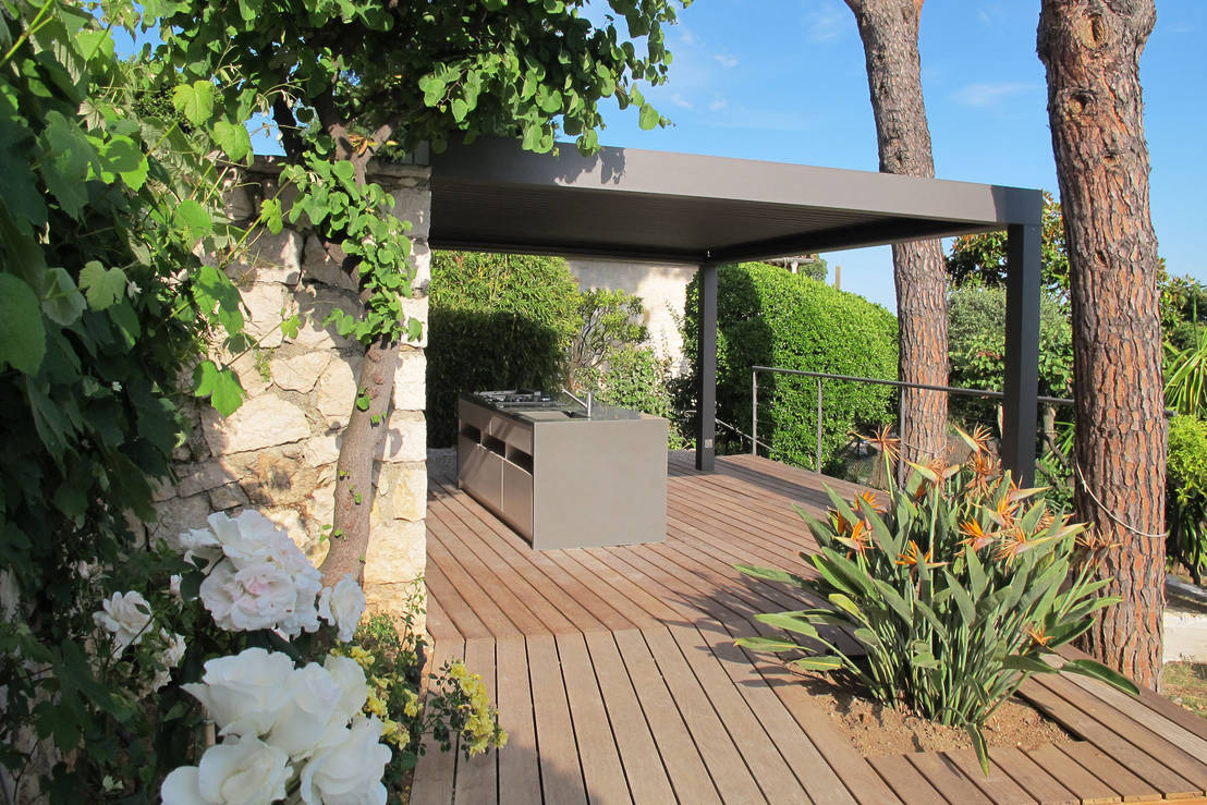 Deck Piscine Et Cuisine D Exterieur Par Inside Creation Homify