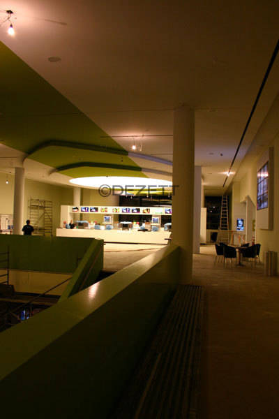 Lichtdecke CinemaxX Bielefeld by DEZETT Spanndecken | homify Lichtdecke CinemaxX Bielefeld by DEZETT Spanndecken | homify