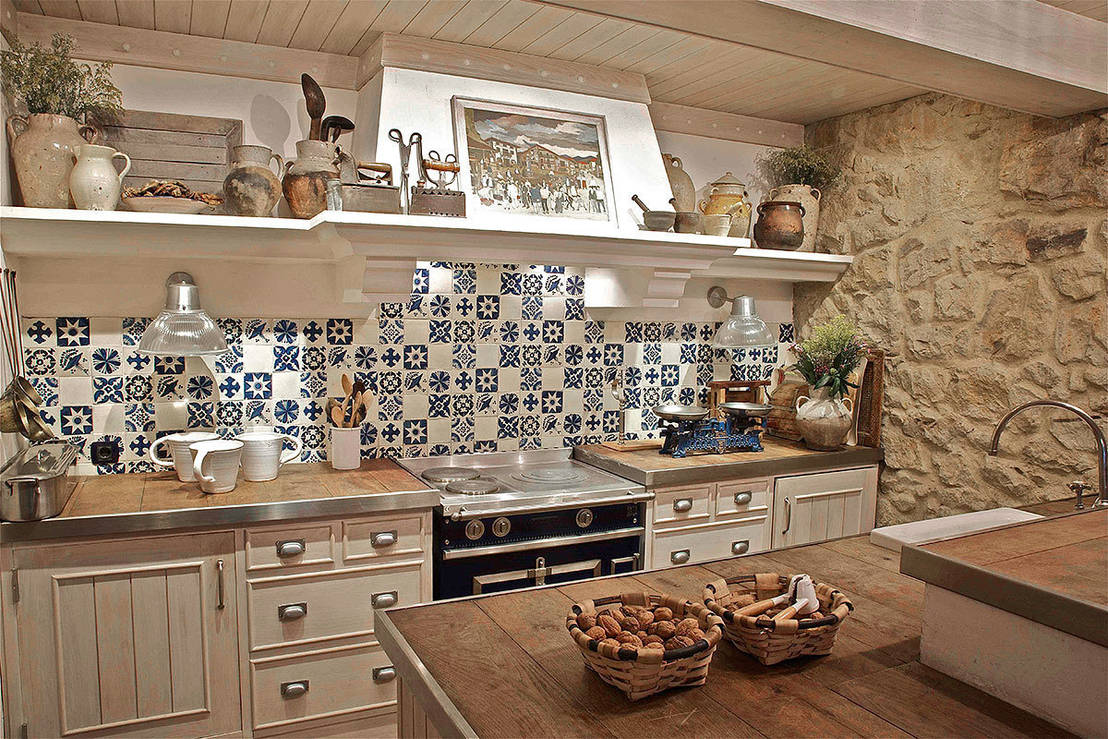 Soggiorno cucina stile country : soggiorno con scala. soggiorno ...