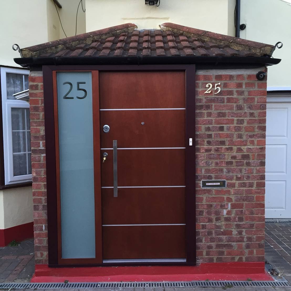 Sudbury hill de Stronghold Security Doors homify