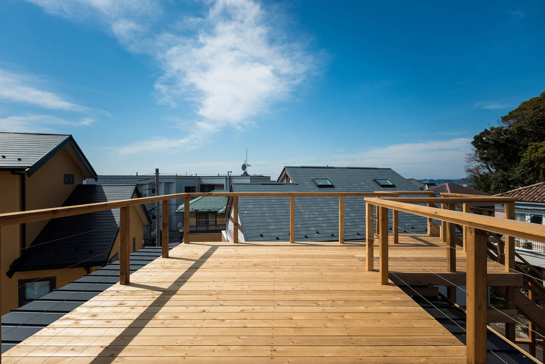 ルーフバルコニーから富士山 江ノ島ビュー 進化し続ける葉山のスケルトンハウス Homify