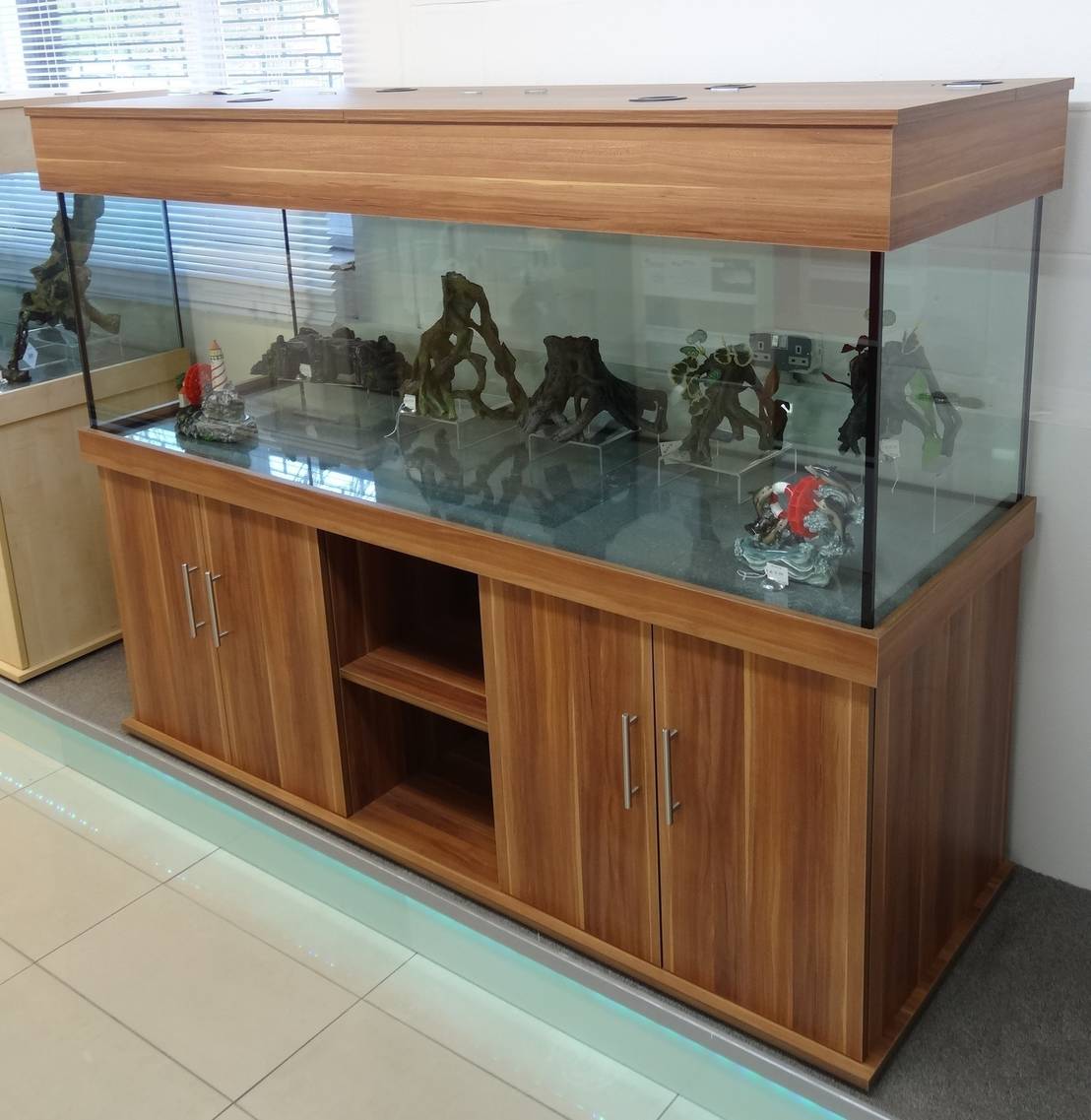 Marine and tropical aquariums with homify