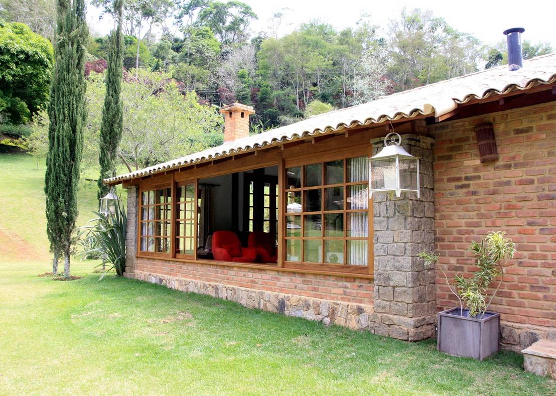 Projeto de FLAVIO BERREDO ARQUITETURA E CONSTRUÇÃO homify Projeto de FLAVIO BERREDO ARQUITETURA E CONSTRUÇÃO homify