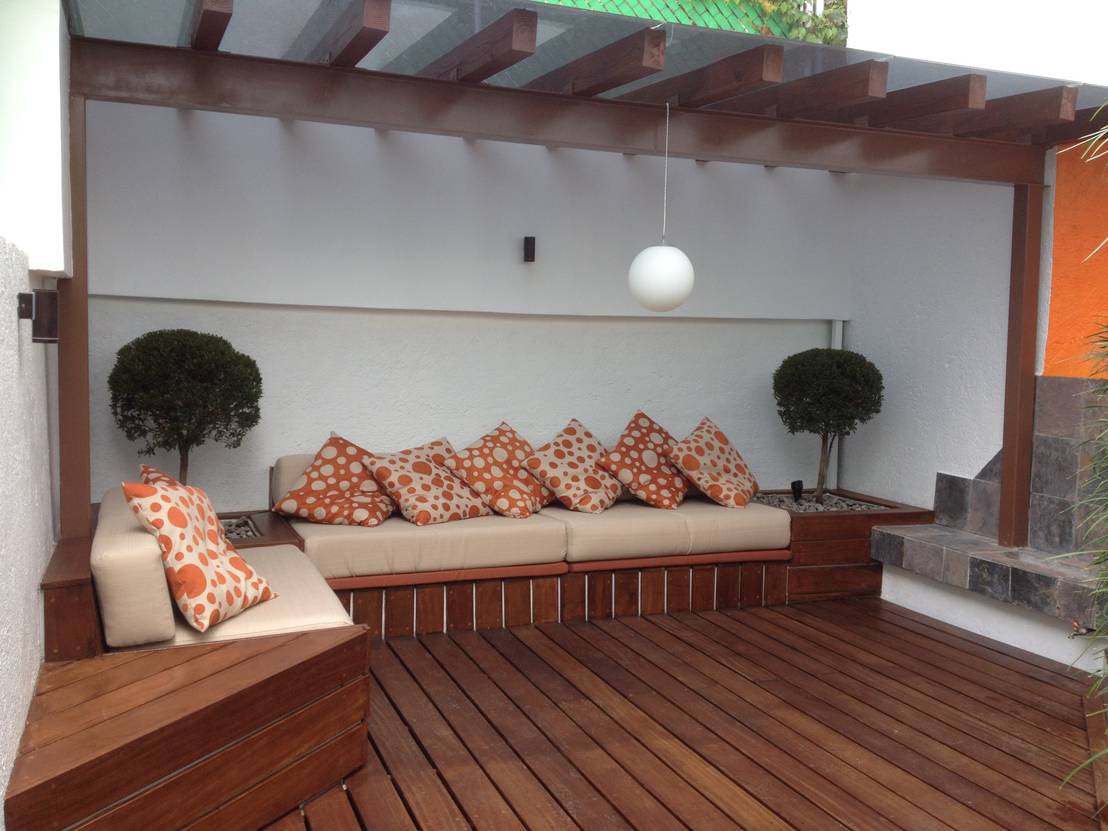 13 patios con piso de madera que te van a inspirar a ...