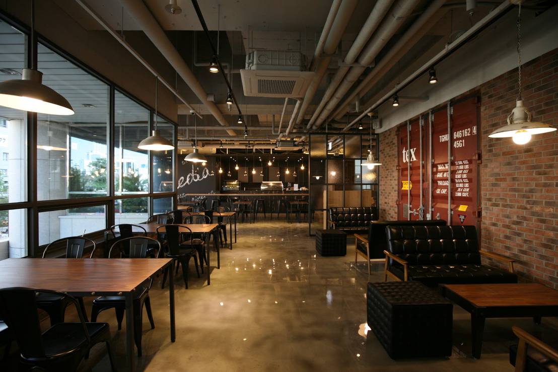 MEDIA + CAFE [Hu:] | 호미파이 & homify