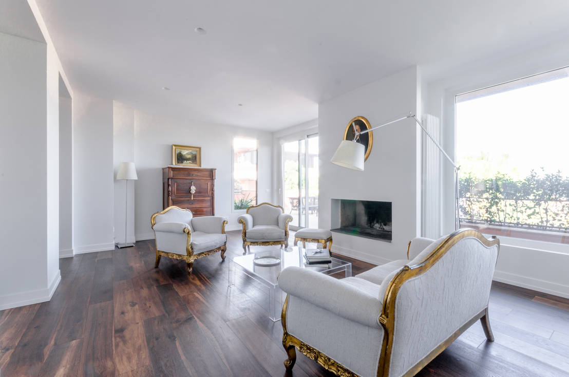 Il soggiorno in stile classico: 7 idee contemporanee Idea bordini decorativi in soggiorno