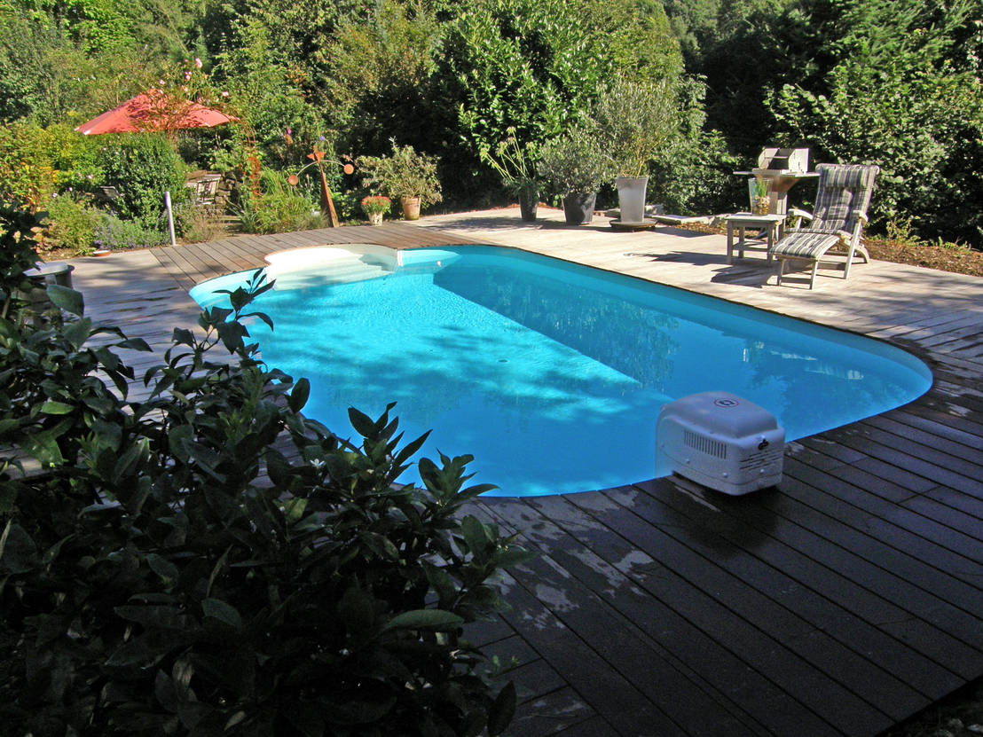 Neubau Stahlwandpool Eingelassen In Den Garten Von Hesselbach Gmbh