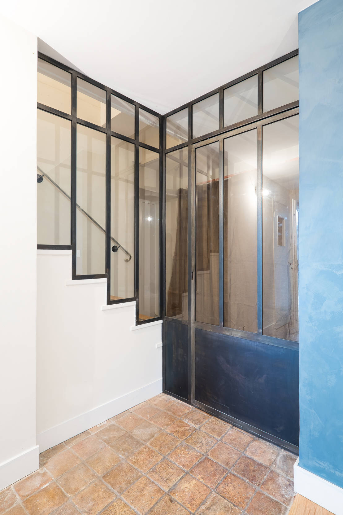 verrière d'angle avec porte coulissante par ox-idee | homify