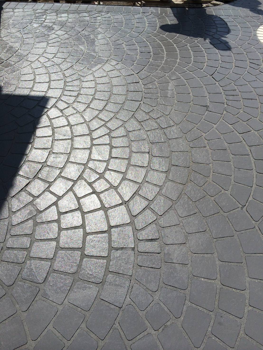 Terrasse En Beton Imprime Finition Paves De Paris By Societe Augusto Homify