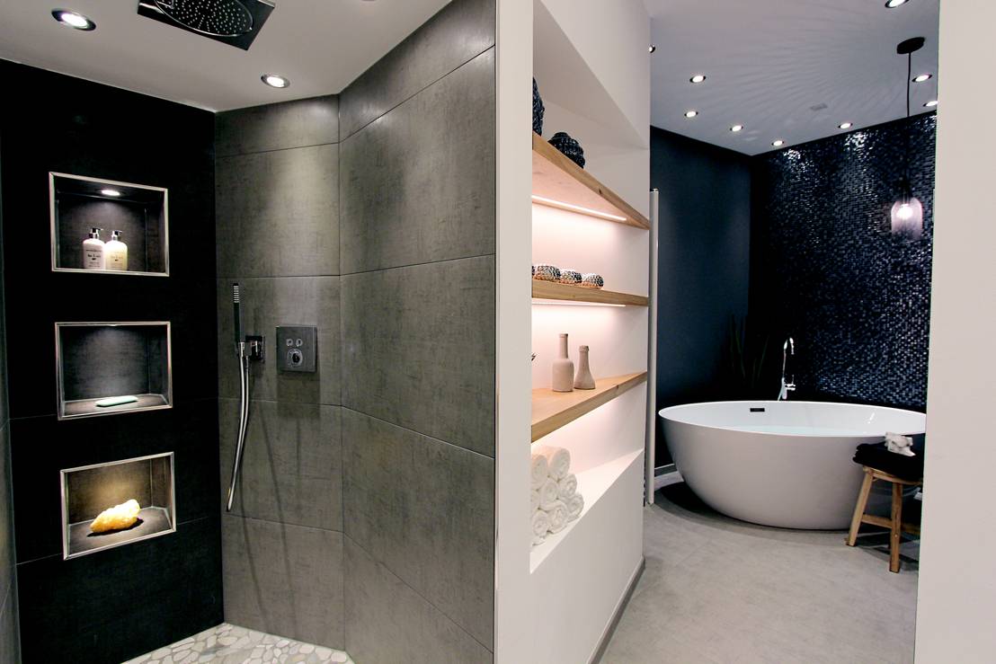 Designer Wohnung_Innere Stadt von StageBella | homify