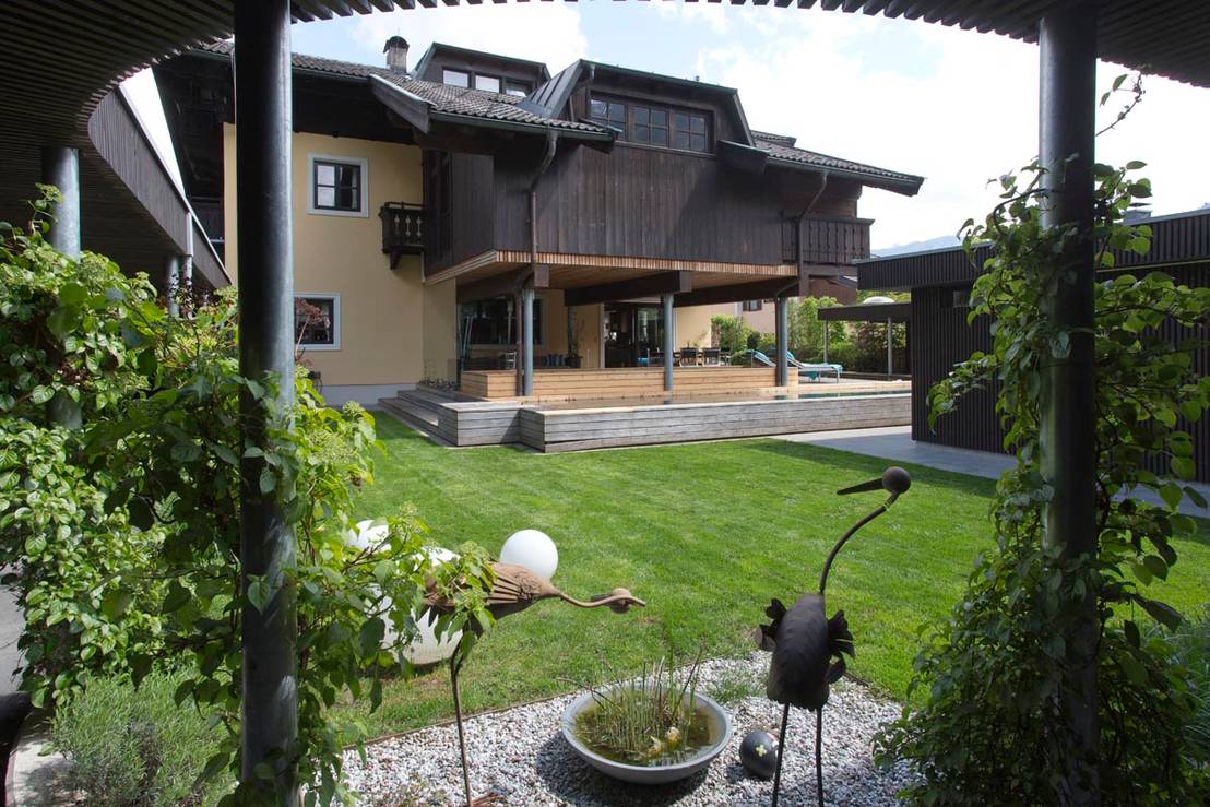 Hofgarten Mit Naturpool By Freiraum Gartenarchitektur Gmbh Homify