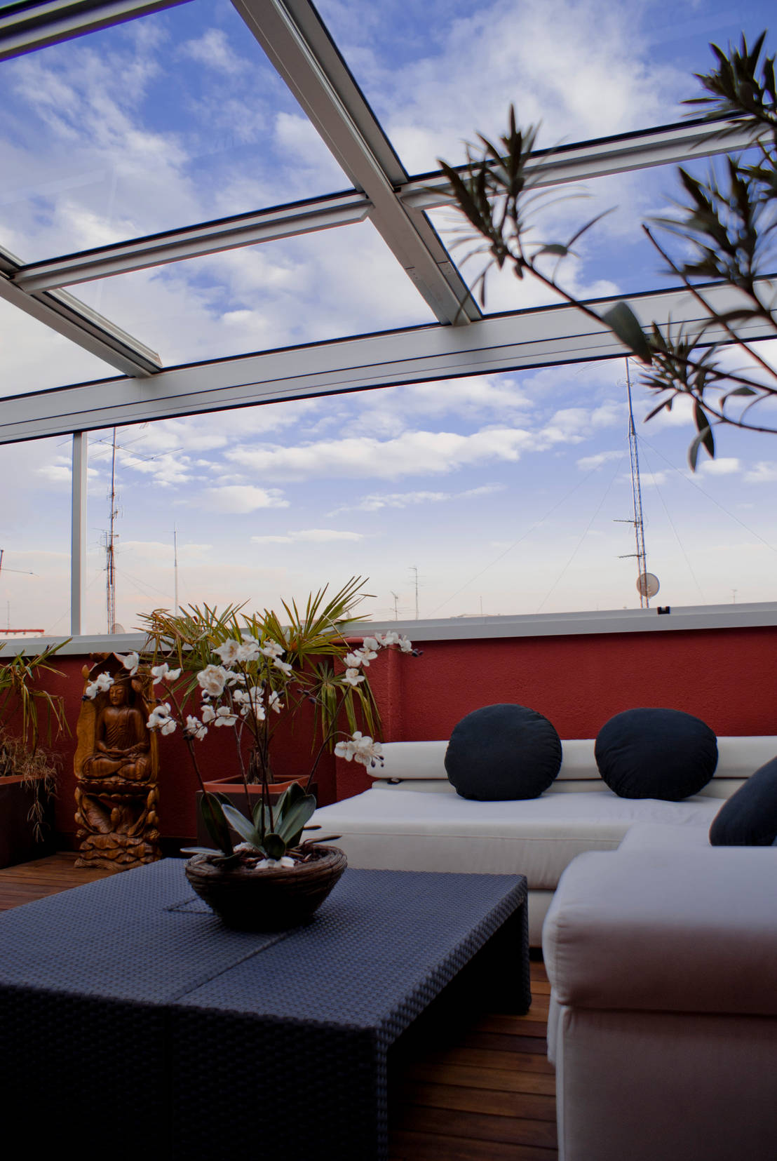 15 ideas de techos móviles para tu terraza (¡se verá muy moderna!)