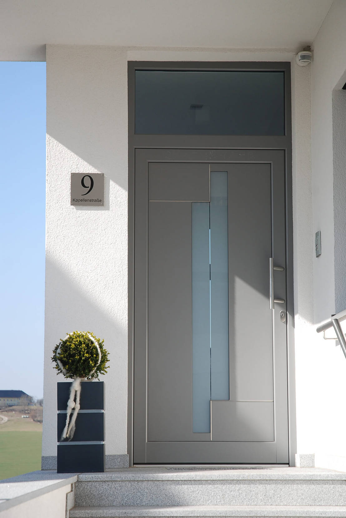 Einfamilienhaus Neue Kunststoff Aluminium Fenster Und Aluminium Hausture By Schmidinger Wintergarten Fenster Verglasungen Homify