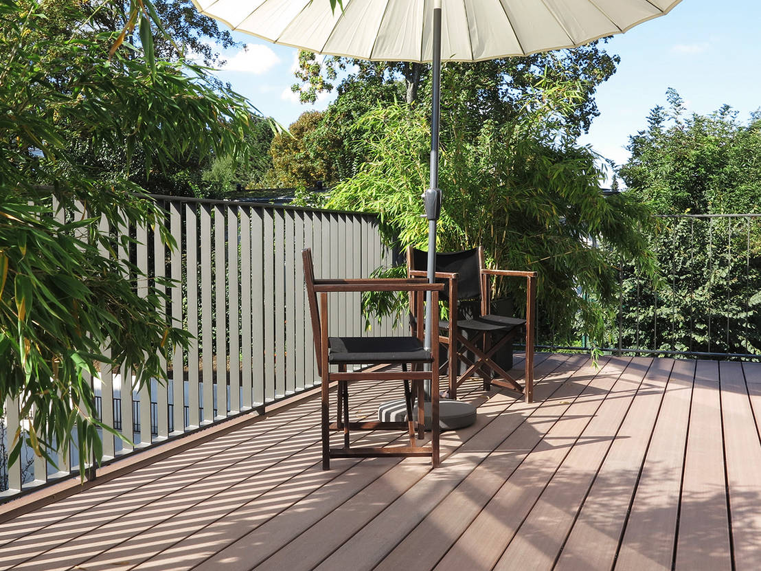 Balkon Mit Wetterfesten Und Bildschonen Wpc Dielen By Mydeck Gmbh Homify