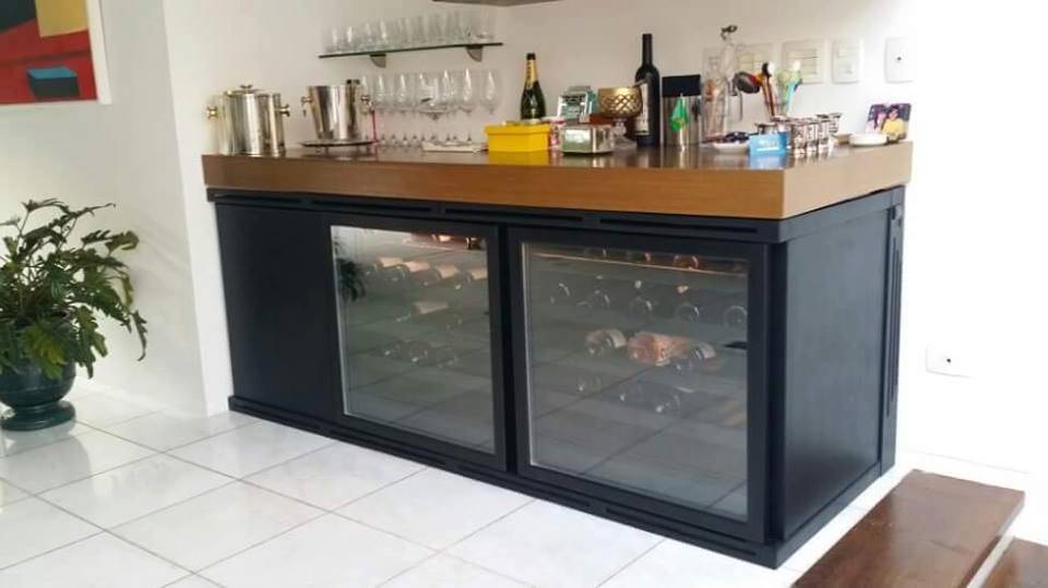 Adega Cervejeira Em Balcao Climatizado Por Edr Adegas Climatizadas Homify