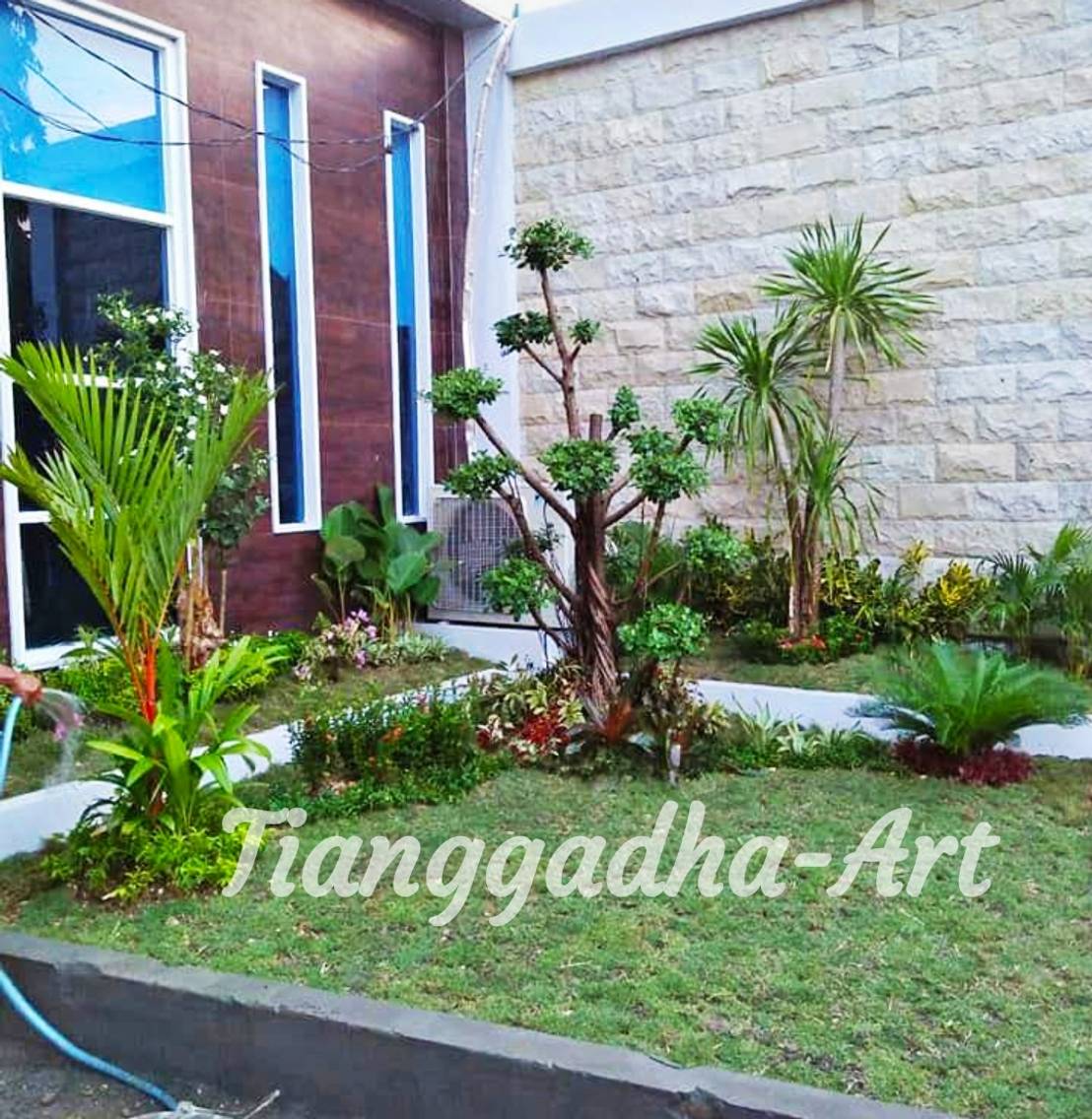 Taman Mungil Untuk Lahan Terbatas Tukang Taman Tianggadha Art By