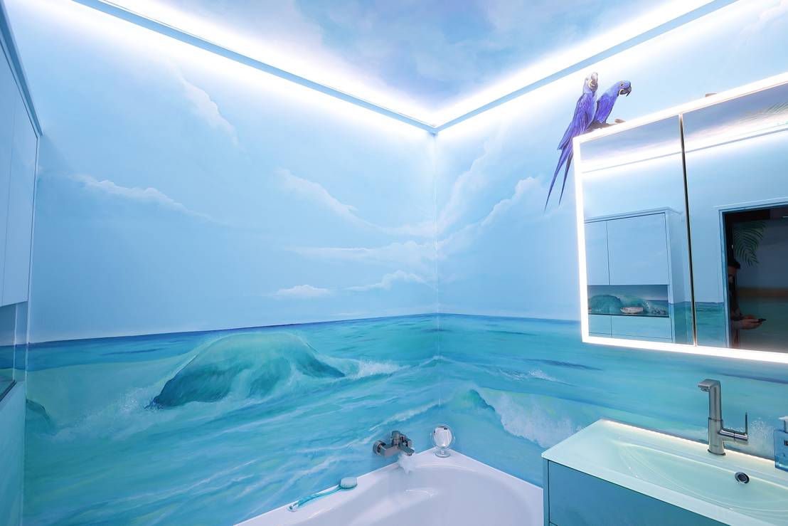 Durch professionelle Lichtplanung - Badezimmer mit Strandfeeling von