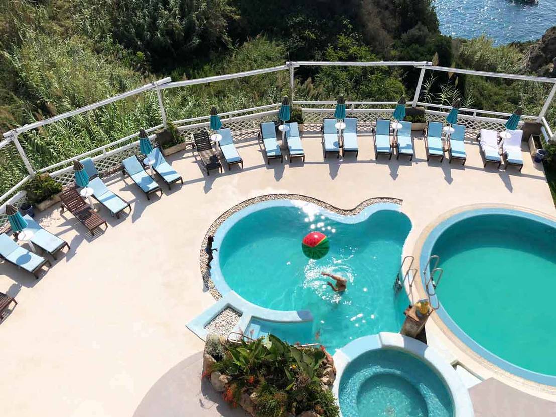 Solarium Con Pavimento In Resina Per Esterni Con Malta Resinosa Infinity Outdoor Homify