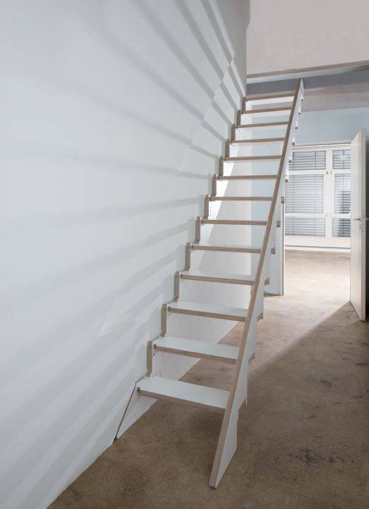 Raumsparende Klapptreppe zum Dachboden homify