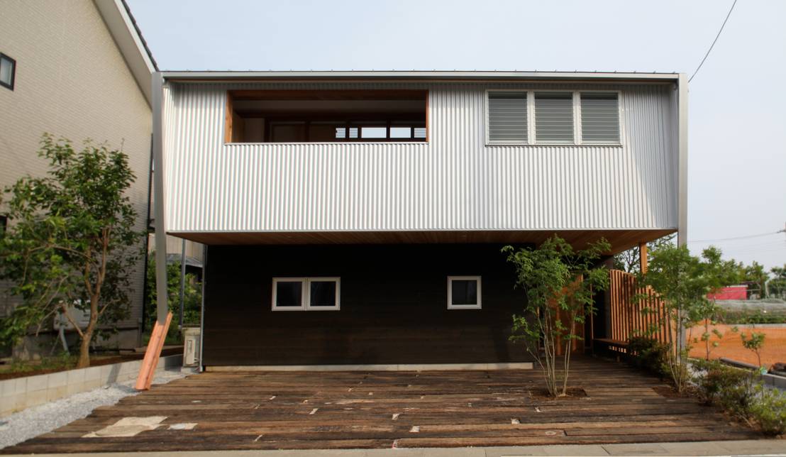 オーバーハングの家 Homify