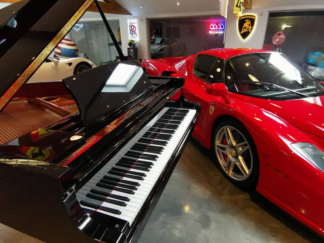 Black Selfplaying Baby Grand Piano homify