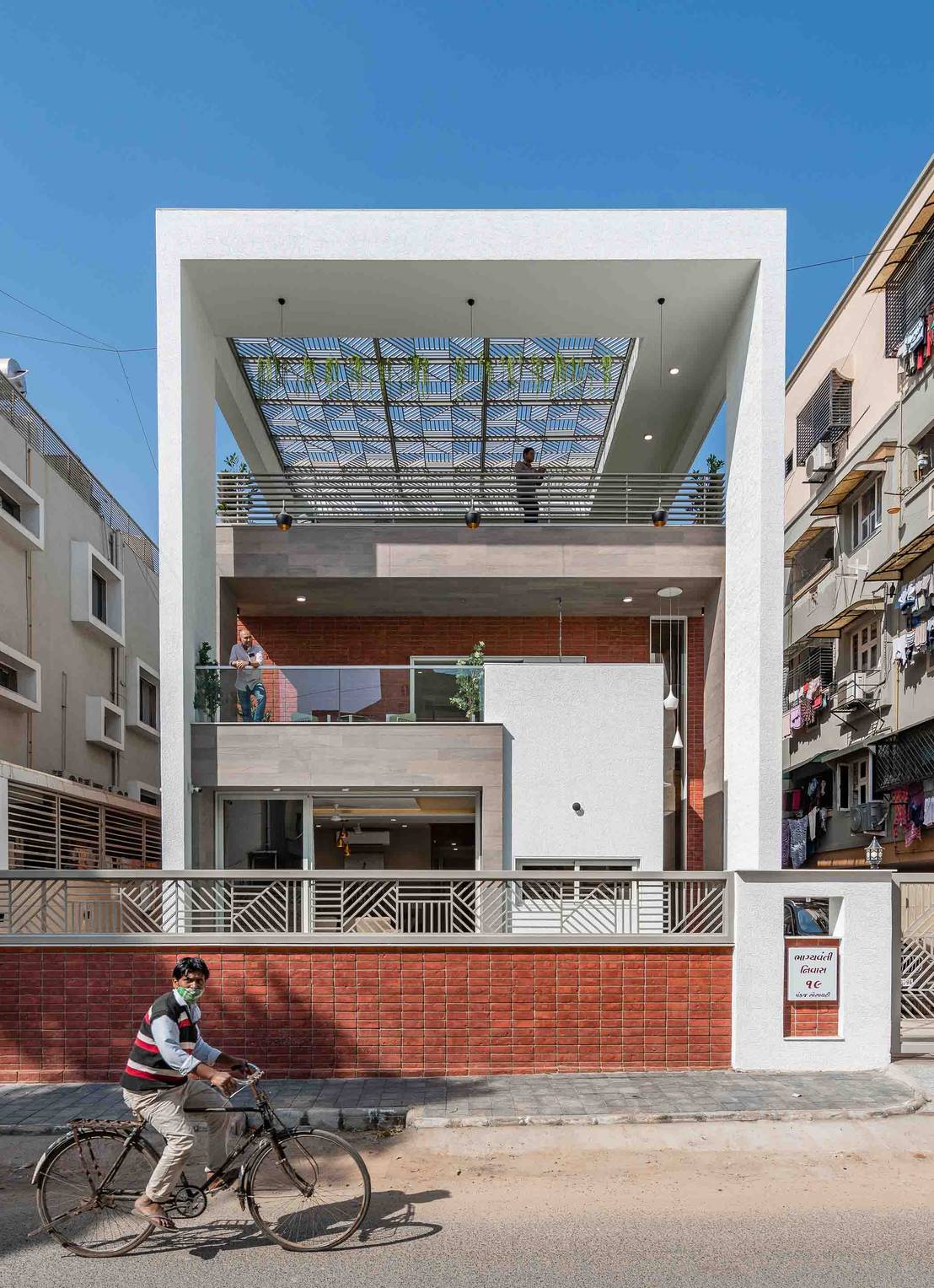 THE SHADED HOUSE AHMEDABAD PRASHANT PARMAR ARCHITECT homify