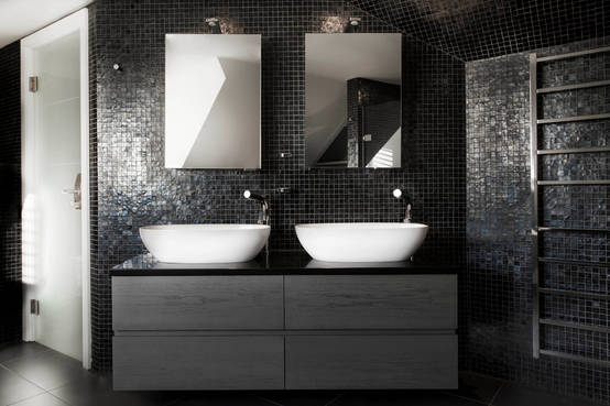 11 Ways to Use Darker Tones in Your Bathroom