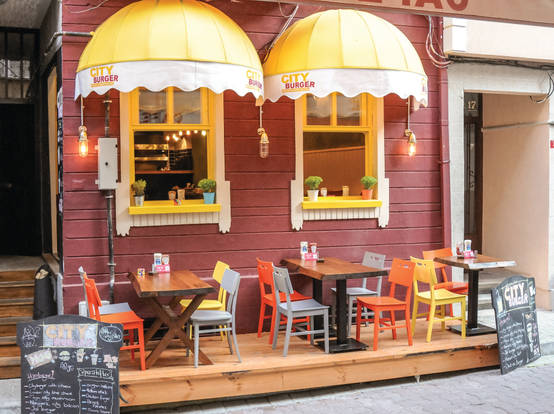 cafe ve restoran dekorasyonu nasil