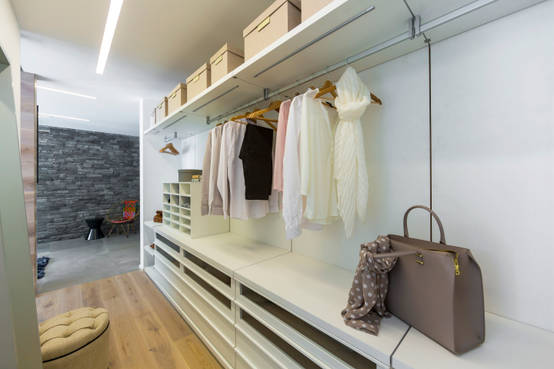 Wie groß muss ein begehbarer Kleiderschrank sein? | homify
