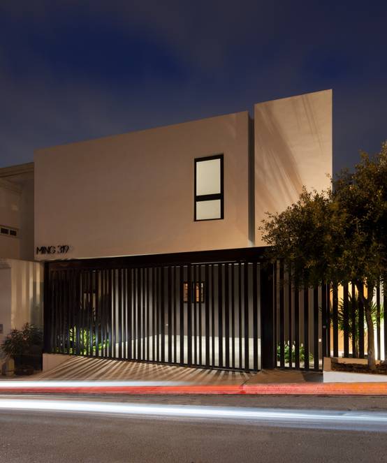 Una casa minimalista llena de detalles sorprendentes