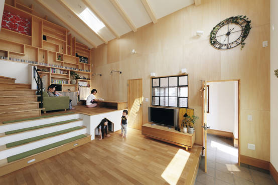 造り付けられた本棚が魅力的なリビング homify homify