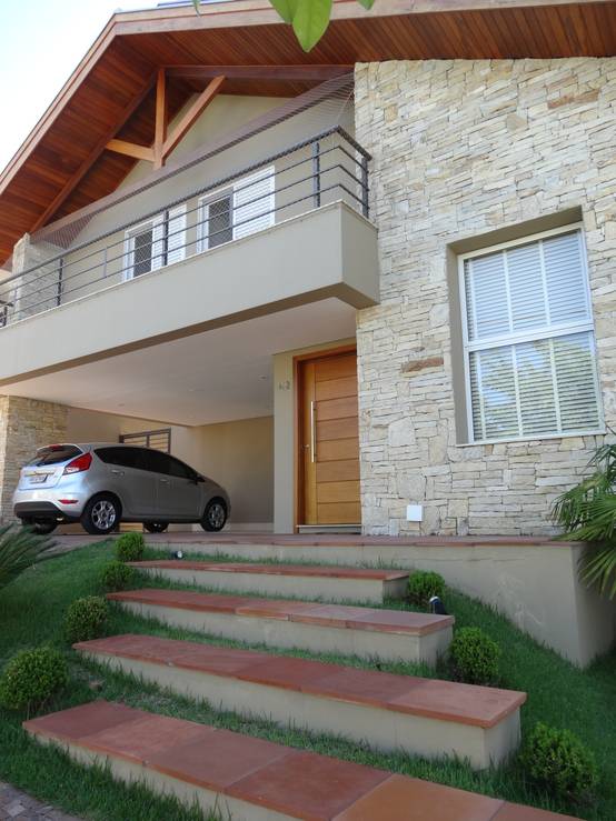 Çok iyi tasarlanmış bir aile evi homify
