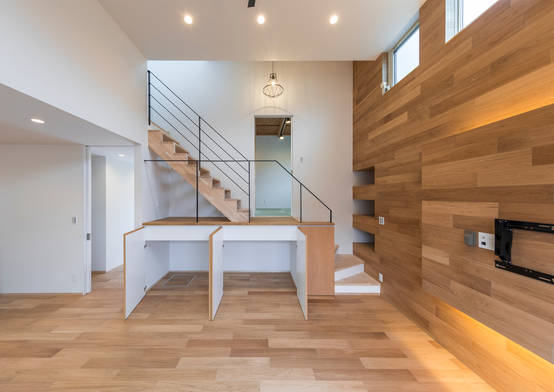 階段を使った収納5選 わずかな空間も有効利用 Homify