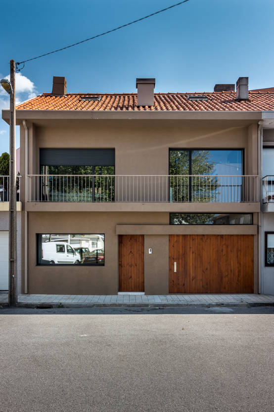 Minimalist mükemmel bir aile evi homify