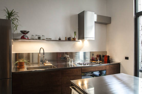 Isola cucina in acciaio con ruote | homify | homify