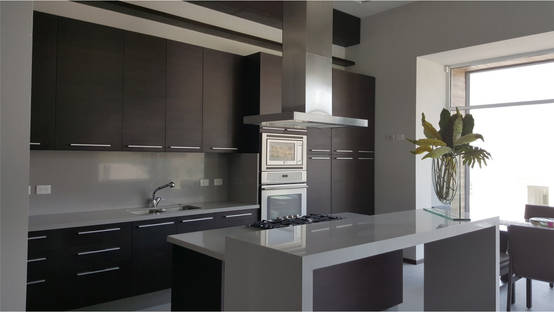 Mensola Angolare Per Bagno Senza Fori, Con Ventosa Forte, Trasparente, Per Doccia E Cucina | Ripiano Salvaspazio Per Piccoli Ambienti, In PET+ABS, 311x51mm