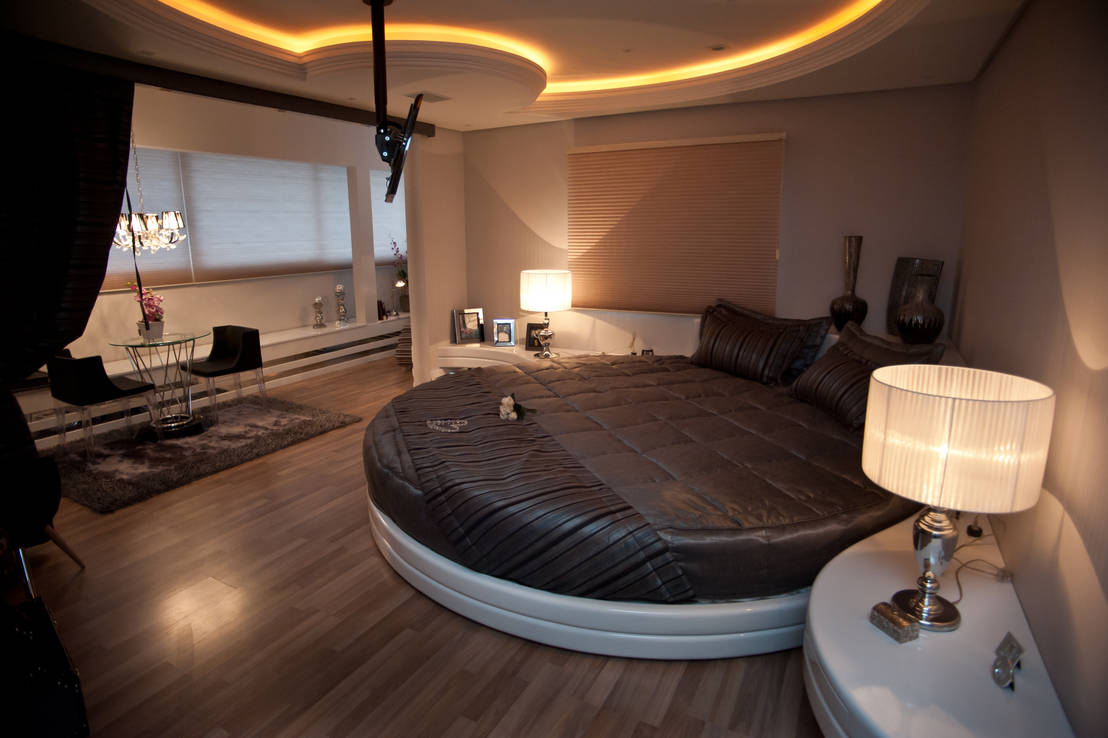 Pop design in de slaapkamer. plafonds met iets extra's