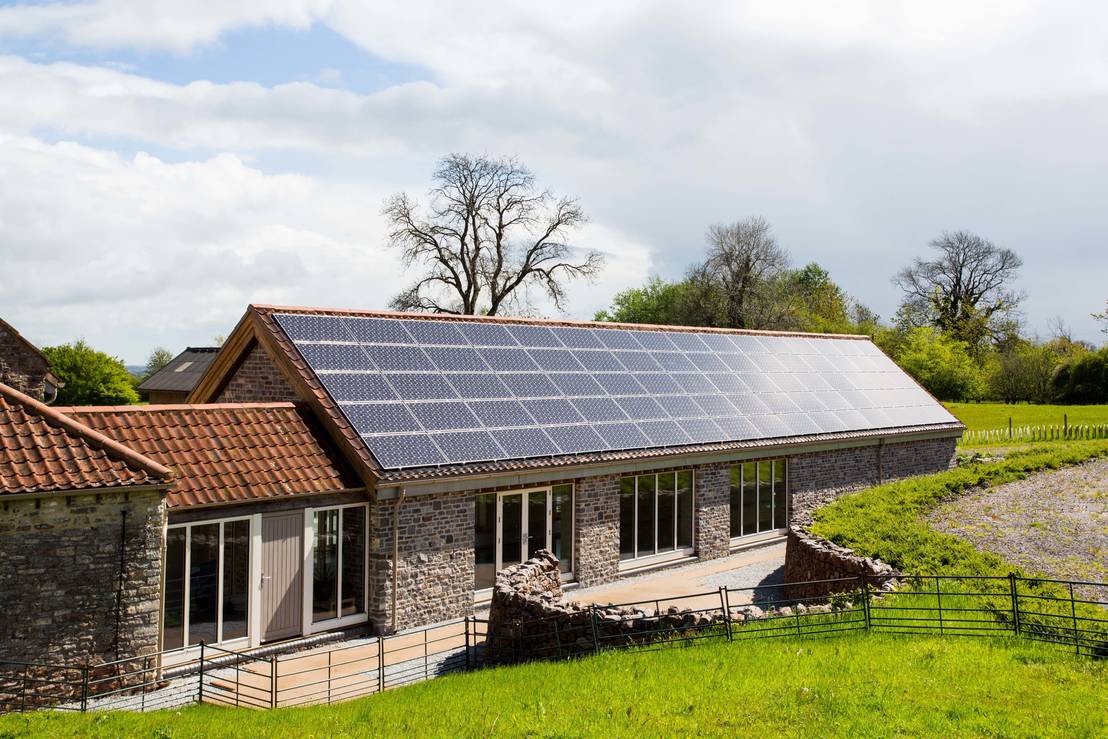 Los increíbles beneficios de la energía solar en casa