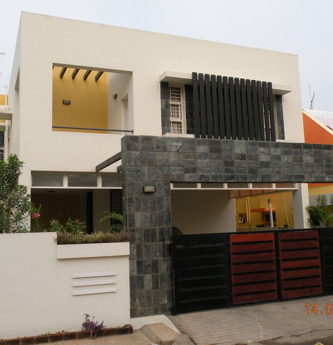 7 Entrance Gate Design Ideas for Indian homes
