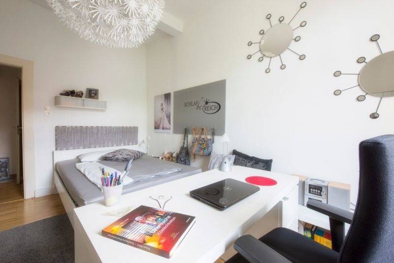 Jungendzimmer Im Altbau Klassische Schlafzimmer Von Traume Ideen Raum Geben Klassisch Homify