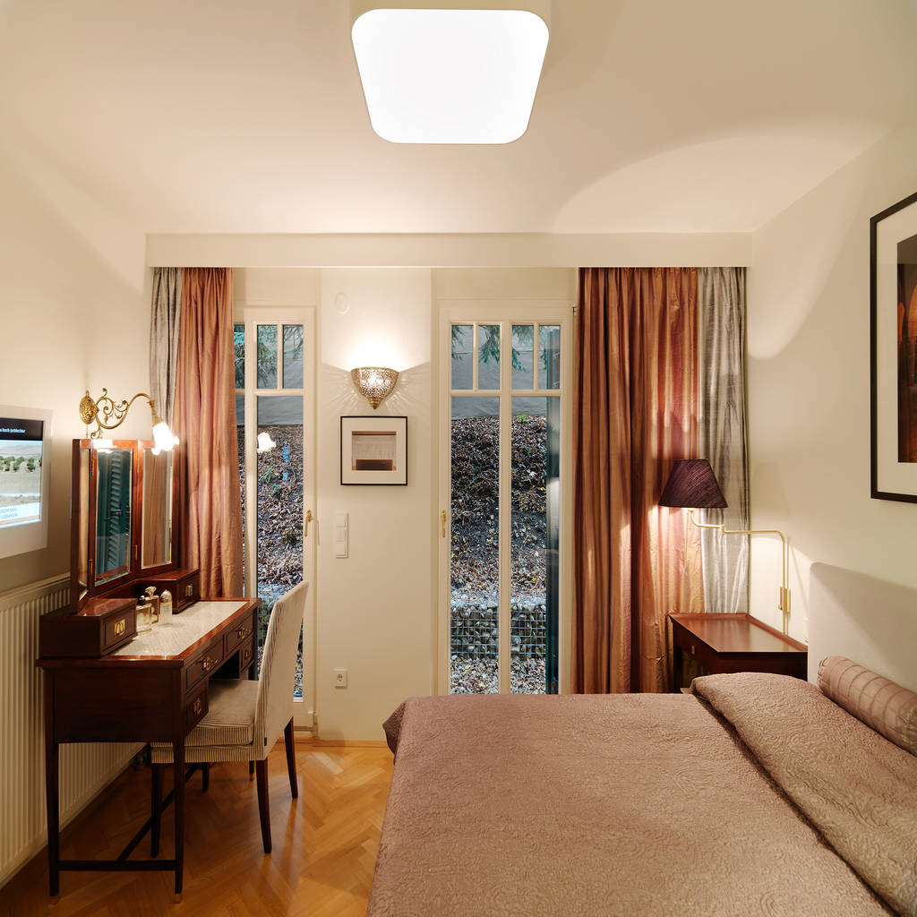 Ladies Room Apartment Ausgefallene Schlafzimmer Von Elke