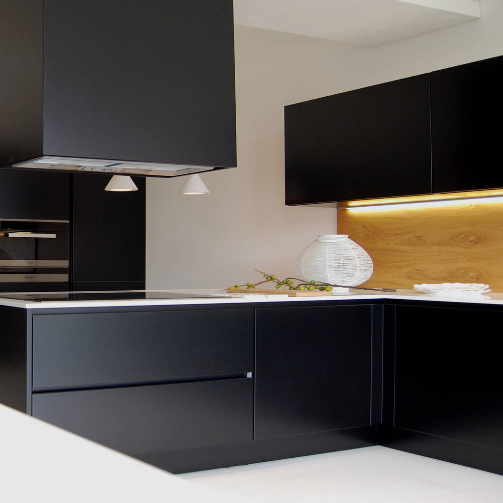 Cucina nera 2.0 cucina moderna di studio versuro moderno ...